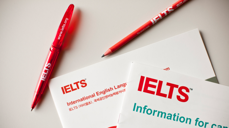 Chứng chỉ IELTS là vô cùng cần thiết cho du học sinh