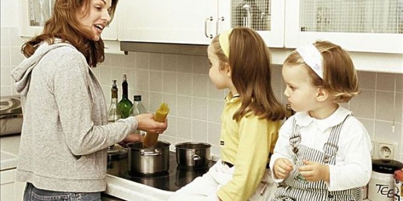 Hội thoại sử dụng từ vựng tiếng Anh nhà bếp - các vật dụng trong nhà bếp