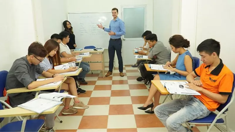Trung tâm luyện thi IELTS cấp tốc Tân Phú - Eagle Education